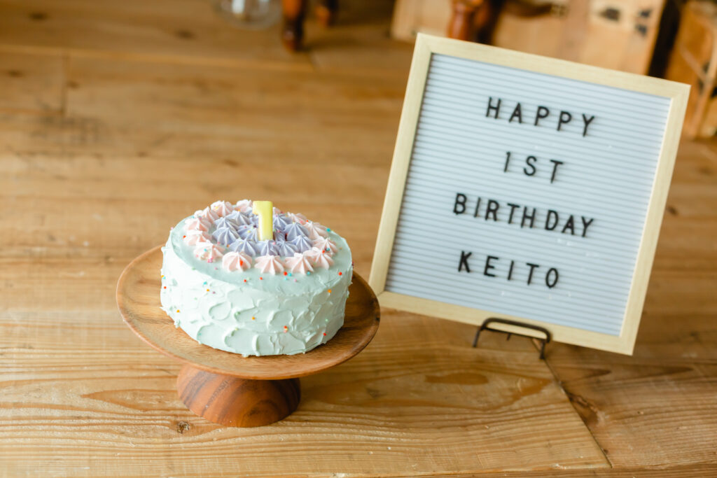 スマッシュケーキ　1歳　誕生日　バースデー　写真